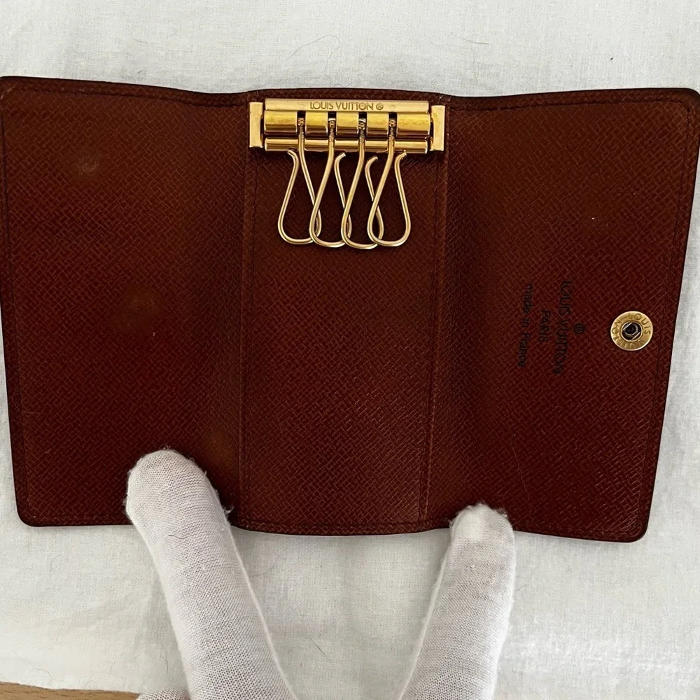 Louis Vuitton Monogram 4-Key Holder Rare 4-Hook Version France 1998